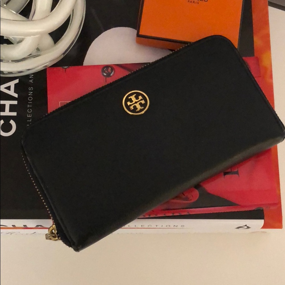 Tory Burch Wallet